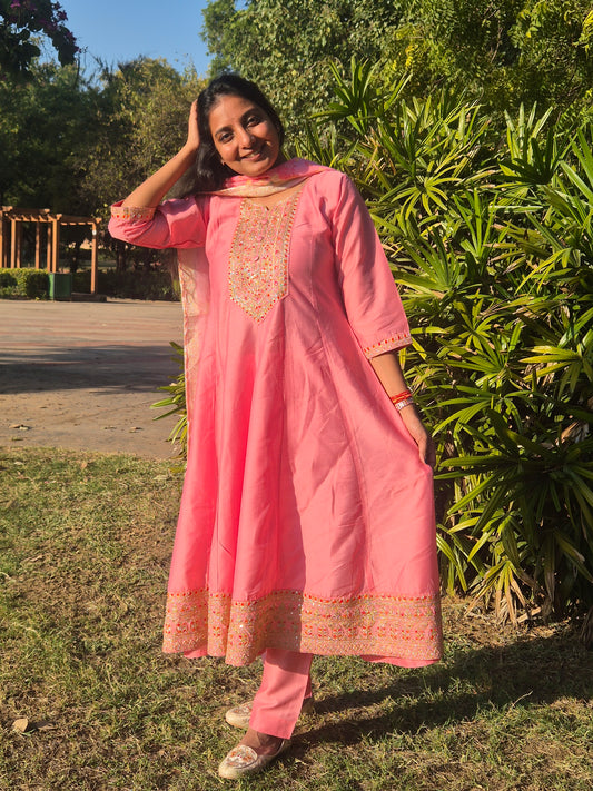 Gulabo Anarkali Long kurta and pant with dupatta set