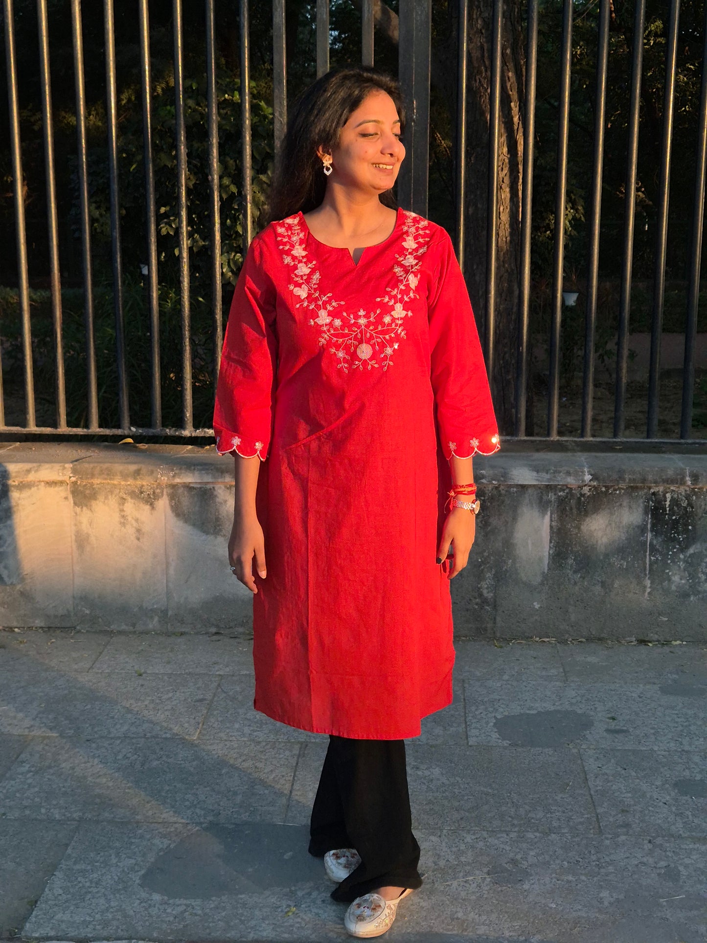 Red Floral Thread-Embroidered Cotton Kurta