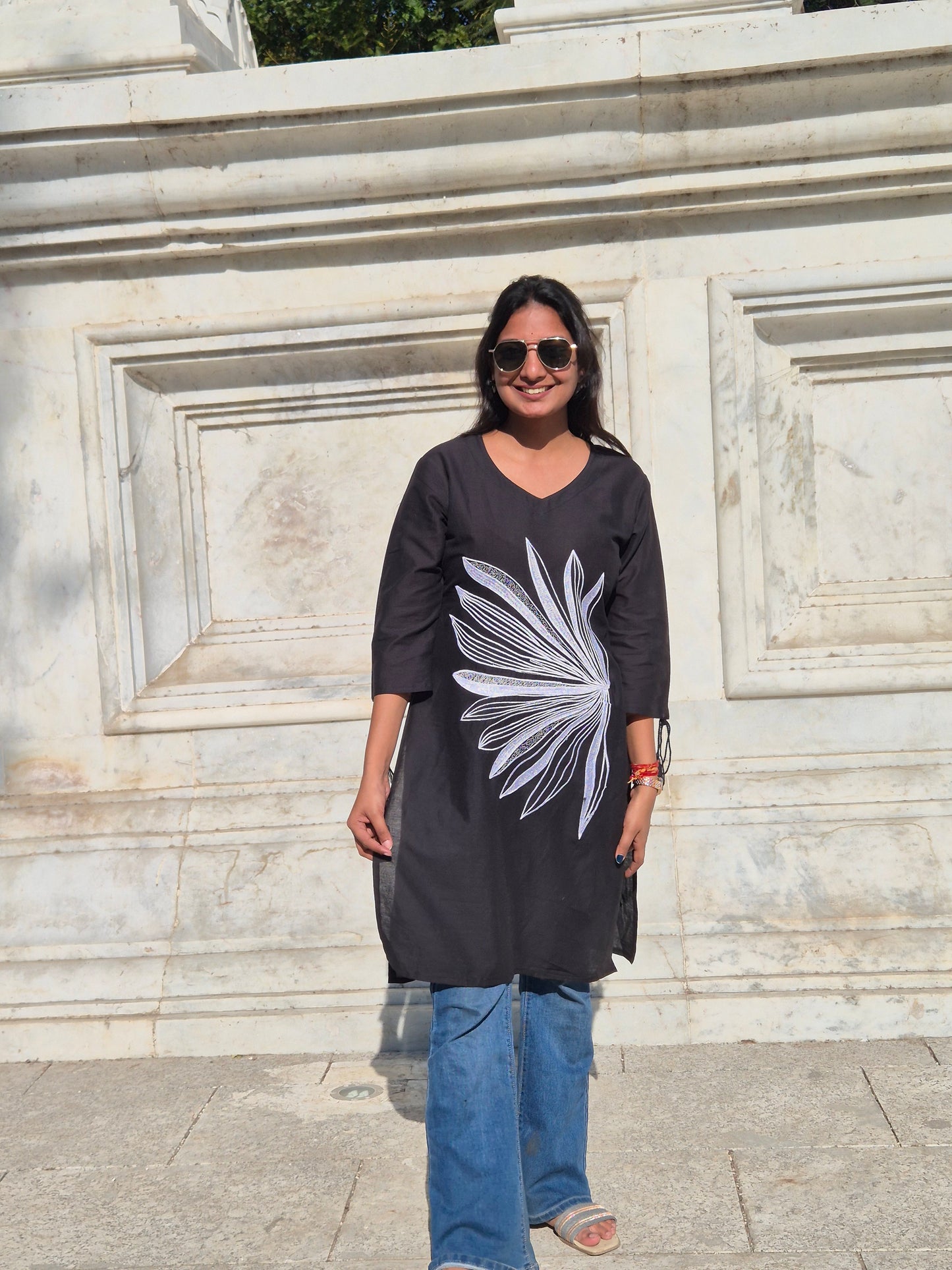 Shadow Leaf Embroidered Cotton Kurta