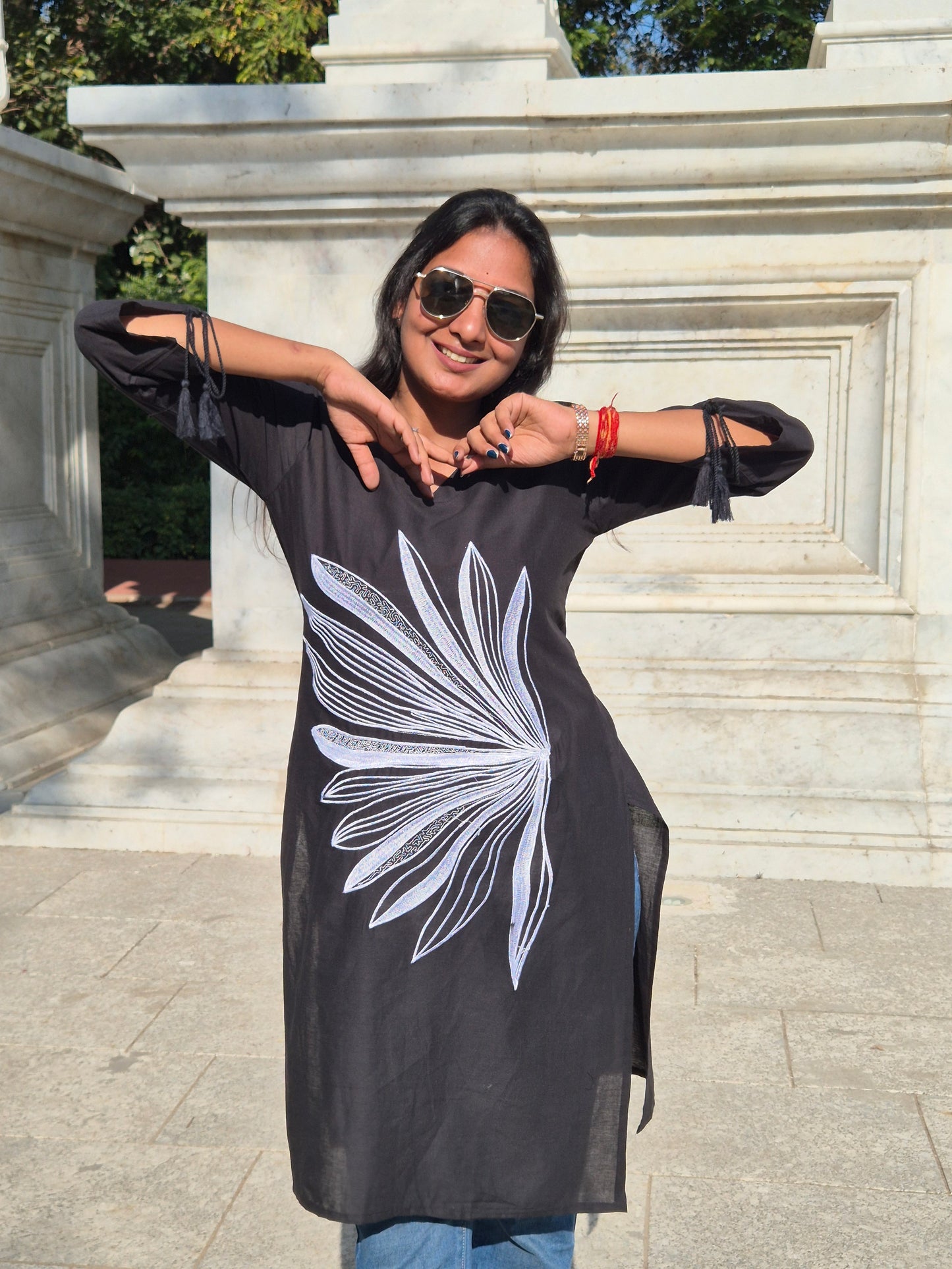 Shadow Leaf Embroidered Cotton Kurta